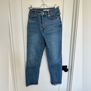 Levi’s Wedgie Straight Size 26